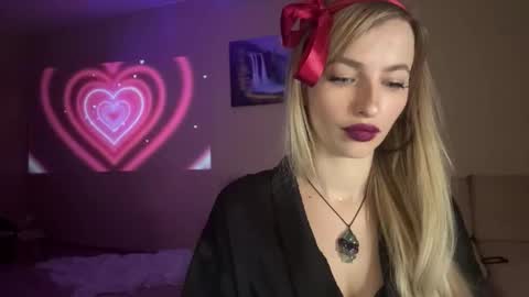 glamour_rogue online show from February 2026 05:43:01 PM