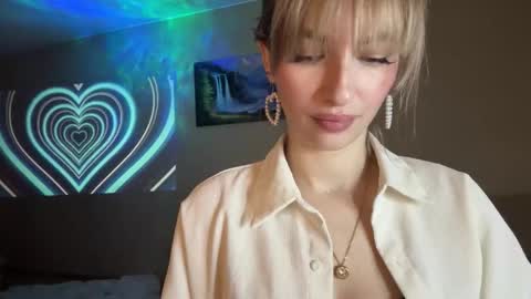 glamour_rogue online show from February 2026 01:51:01 PM