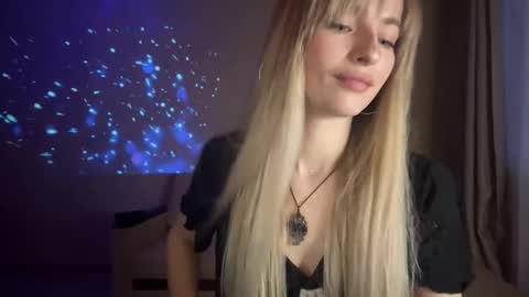 glamour_rogue online show from February 2026 03:32:02 PM