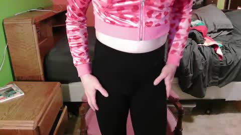 Snapshot of glamtransgoddess15 chatting on October 2025 01:28:02 AM glam trans goddess online show from October 2025 01:28:02 AM