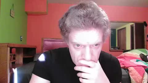 Snapshot of glamtransgoddess15 chatting on November 2025 04:14:02 PM glam trans goddess online show from November 2025 04:14:02 PM