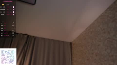 Snapshot of glennabardy chatting on February 2025 09:11:02 PM Sandra online show from February 2025 09:11:02 PM