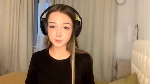 Snapshot of glennbloebaum chatting on November 2025 10:24:01 AM Catalina online show from November 2025 10:24:01 AM