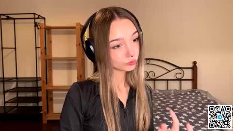 Snapshot of glennbloebaum chatting on November 2025 11:09:01 AM Catalina online show from November 2025 11:09:01 AM