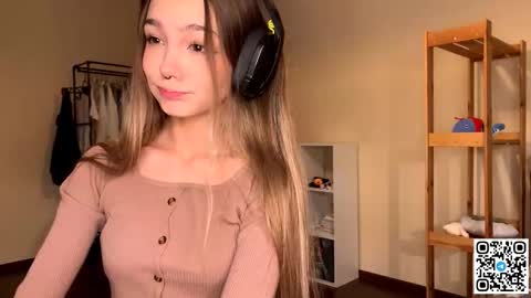 Snapshot of glennbloebaum chatting on November 2025 11:35:01 AM Catalina online show from November 2025 11:35:01 AM