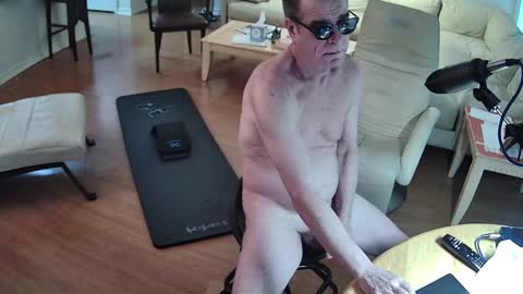 glennbitch online show from December 2024 08:18:01 PM