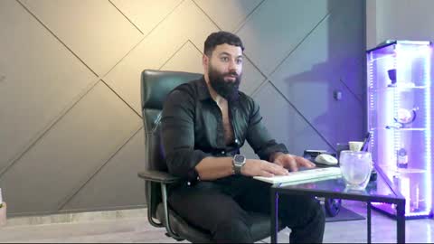 Matthew .. for short call me Matt online show from December 2024 11:22:02 AM