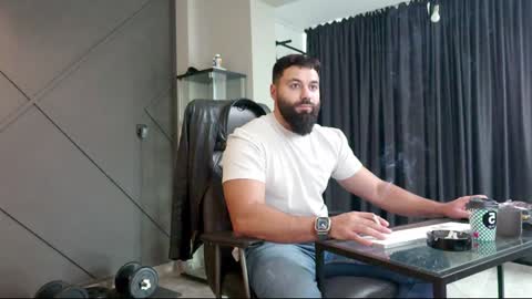 Matthew .. for short call me Matt online show from December 2024 10:05:02 AM