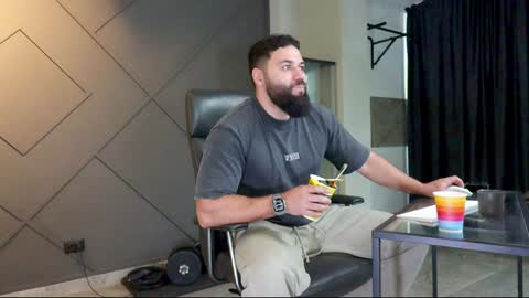 Matthew .. for short call me Matt online show from January 2025 07:15:01 AM