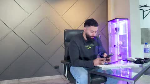 Matthew .. for short call me Matt online show from February 2025 09:54:01 AM