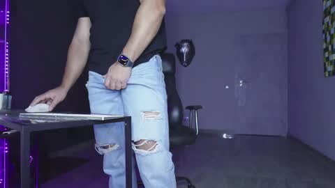 Snapshot of glennmasters chatting on December 2025 03:57:01 AM Matthew .. for short call me Matt online show from December 2025 03:57:01 AM