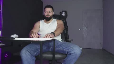 Snapshot of glennmasters chatting on January 2026 04:59:01 AM Matthew .. for short call me Matt online show from January 2026 04:59:01 AM