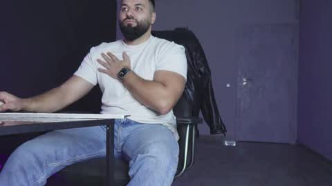 Snapshot of glennmasters chatting on January 2026 08:10:02 PM Matthew .. for short call me Matt online show from January 2026 08:10:02 PM