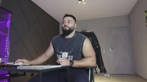 Snapshot of glennmasters chatting on January 2026 07:08:01 PM Matthew .. for short call me Matt online show from January 2026 07:08:01 PM