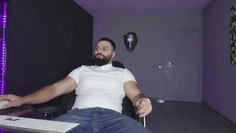 Snapshot of glennmasters chatting on February 2026 01:10:02 AM Matthew .. for short call me Matt online show from February 2026 01:10:02 AM