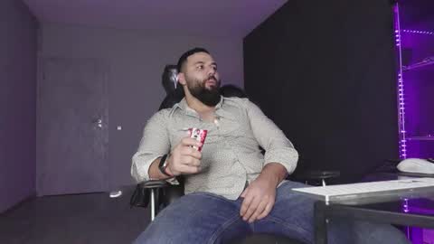 Snapshot of glennmasters chatting on February 2026 02:48:01 AM Matthew .. for short call me Matt online show from February 2026 02:48:01 AM