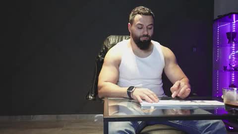 Snapshot of glennmasters chatting on February 2026 10:26:01 PM Matthew .. for short call me Matt online show from February 2026 10:26:01 PM