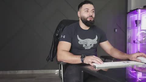 Snapshot of glennmasters chatting on February 2026 09:32:01 AM Matthew .. for short call me Matt online show from February 2026 09:32:01 AM