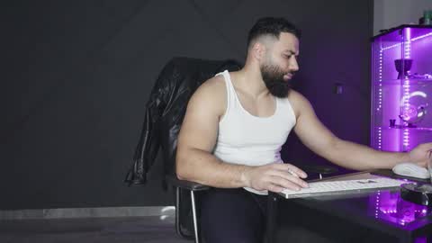 Snapshot of glennmasters chatting on February 2026 09:12:02 PM Matthew .. for short call me Matt online show from February 2026 09:12:02 PM