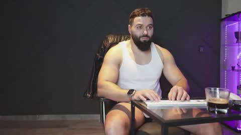 Snapshot of glennmasters chatting on February 2026 09:13:01 PM Matthew .. for short call me Matt online show from February 2026 09:13:01 PM