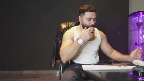 Snapshot of glennmasters chatting on February 2026 08:20:01 PM Matthew .. for short call me Matt online show from February 2026 08:20:01 PM