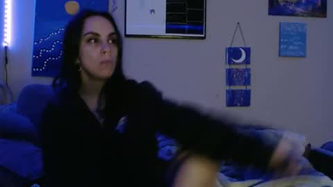 Snapshot of glitterspace chatting on December 2025 09:25:01 AM anna online show from December 2025 09:25:01 AM