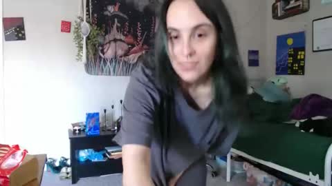 Snapshot of glitterspace chatting on January 2026 09:20:01 PM anna online show from January 2026 09:20:01 PM