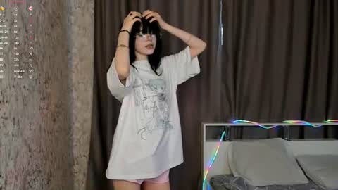 gloomy_muse online show from July 2026 01:09:02 PM