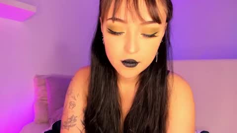 Mimi online show from January 2025 06:38:02 PM