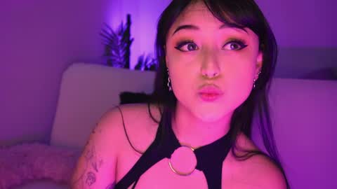 Mimi online show from March 2026 09:48:01 PM