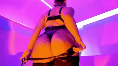 Mimi online show from June 2026 04:43:01 PM