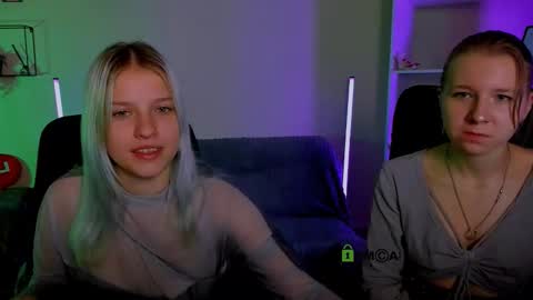 Snapshot of gloria_bubble chatting on October 2025 08:48:01 AM your dream online show from October 2025 08:48:01 AM
