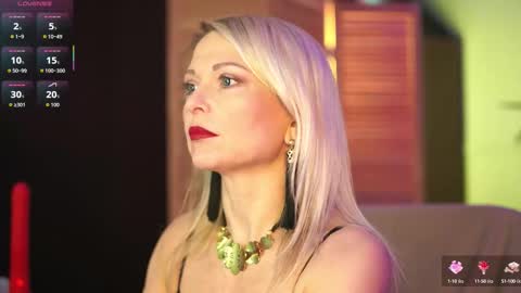 Snapshot of gloria_lovely chatting on September 2025 11:12:01 AM Gloria online show from September 2025 11:12:01 AM