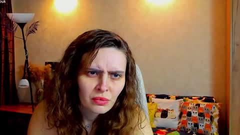 Snapshot of gloria_wood chatting on December 2025 03:39:01 PM Gloria Wood online show from December 2025 03:39:01 PM