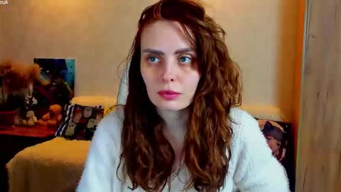 Snapshot of gloria_wood chatting on February 2026 04:44:01 PM Gloria Wood online show from February 2026 04:44:01 PM