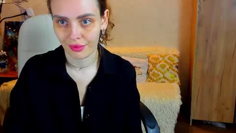 Gloria Wood online show from June 2026 07:07:01 PM