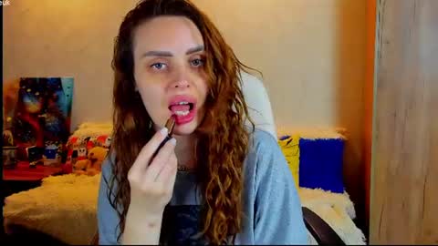 Gloria Wood online show from July 2026 01:04:01 PM