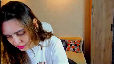 Gloria Wood online show from July 2026 07:26:02 PM