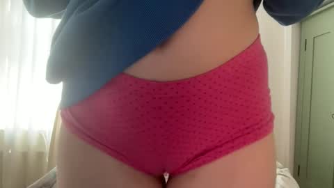 Gloria Pearl online show from May 2026 10:23:01 AM