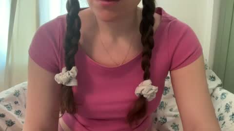 Gloria Pearl online show from June 2026 01:15:02 PM