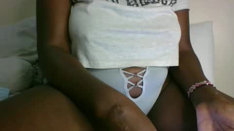 glorious_t online show from September 2025 11:36:01 AM