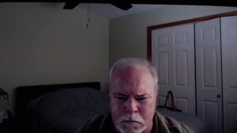 Snapshot of gmctruckguy chatting on December 2025 07:21:01 PM gmctruckguy online show from December 2025 07:21:01 PM