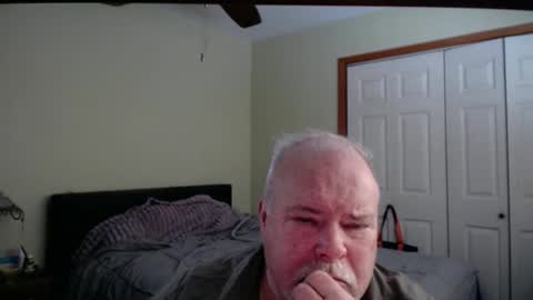 Snapshot of gmctruckguy chatting on February 2026 06:39:01 PM gmctruckguy online show from February 2026 06:39:01 PM