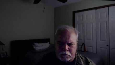 Snapshot of gmctruckguy chatting on May 2026 04:01:02 PM gmctruckguy online show from May 2026 04:01:02 PM