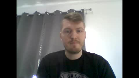 gmonay1331 online show from November 2025 04:10:02 PM