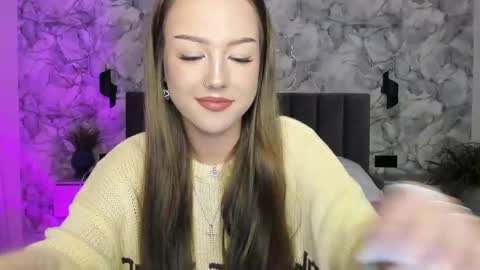 Lina online show from October 2025 08:38:01 AM