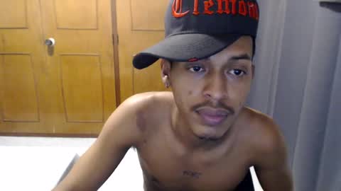 Snapshot of god_chinolatino chatting on June 2026 06:08:01 PM god_chinolatino online show from June 2026 06:08:01 PM