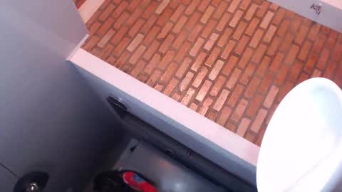 daniela online show from September 2025 11:07:01 PM