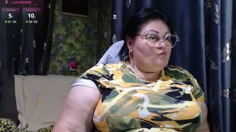 Snapshot of goddess57 chatting on September 2025 09:04:01 PM Goddess online show from September 2025 09:04:01 PM