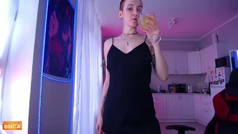 Snapshot of goddess_elpisfoxter chatting on June 2026 03:35:01 AM Elpis Foxter online show from June 2026 03:35:01 AM
